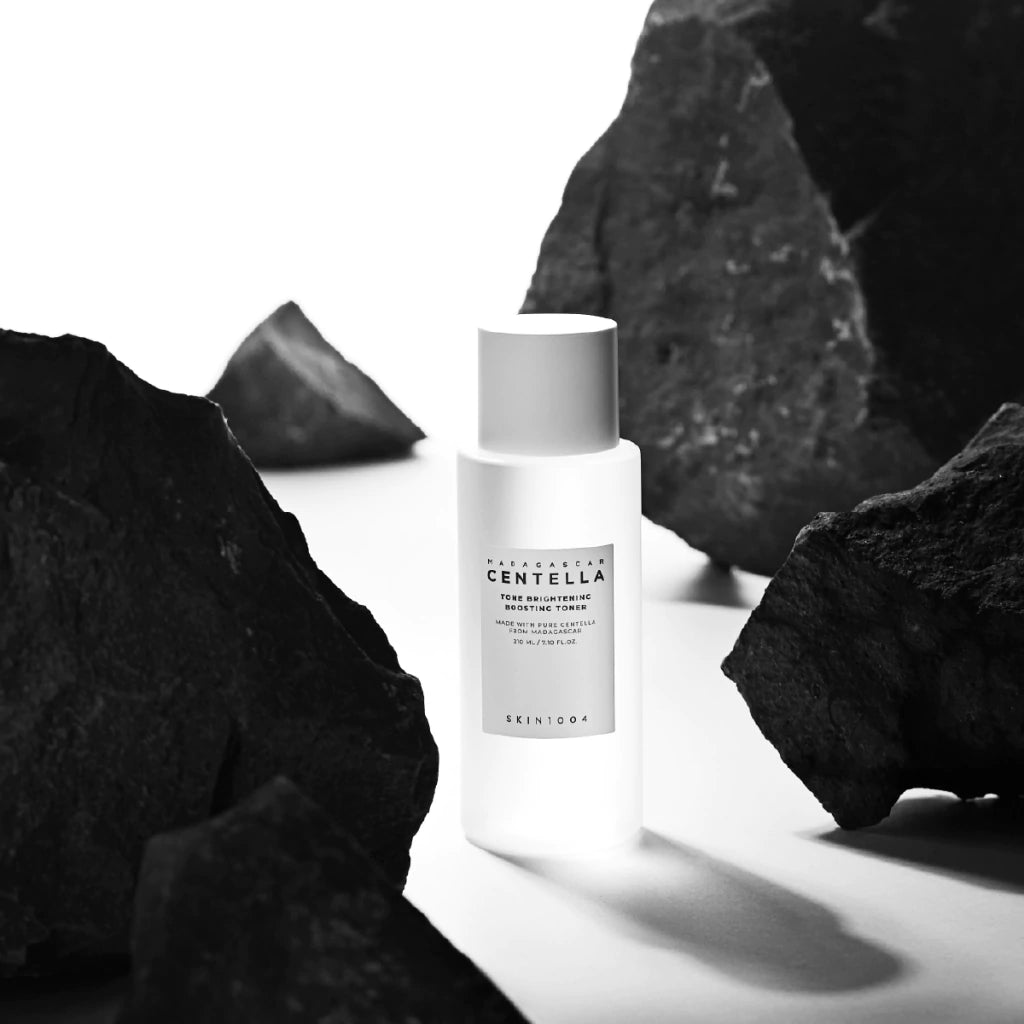 Tônico Facial Iluminador Skin1004 210ml