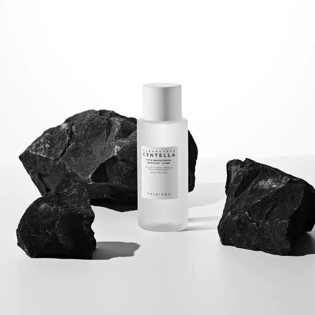 Tônico Facial Iluminador Skin1004 210ml
