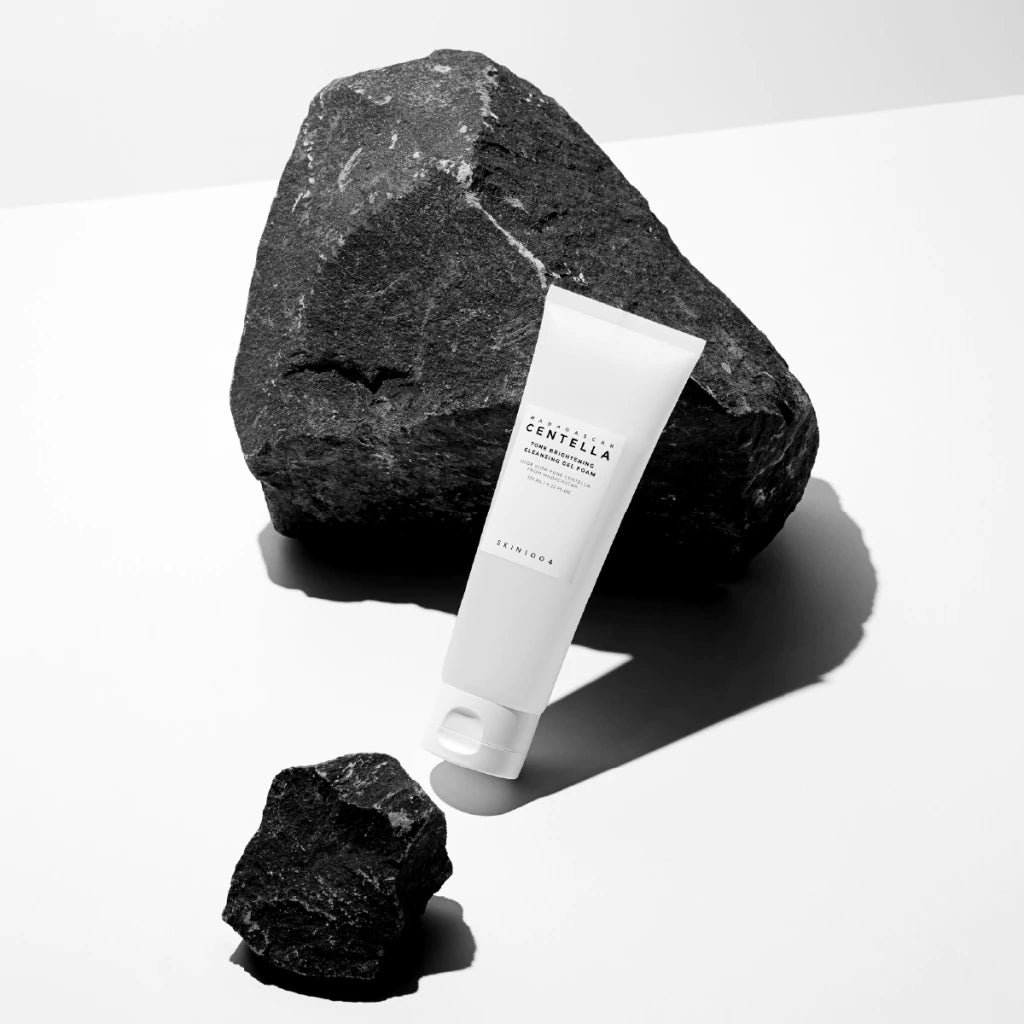 Gel de Limpeza Facial Iluminador Skin1004 125ml
